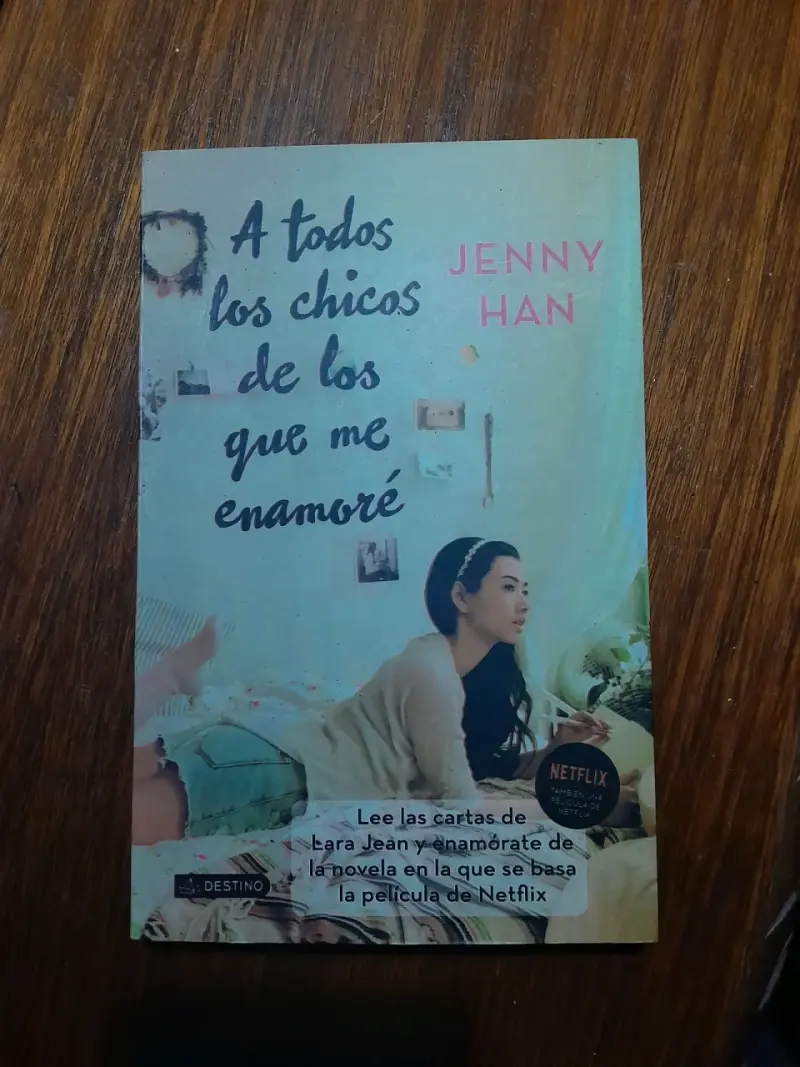 Libro 'A Todos Los Chicos de los que me Enamore" - 1