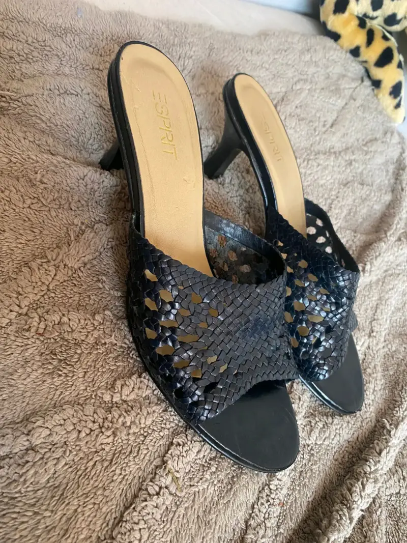 Sandalias de tacón negras trenzadas Esprit - 2