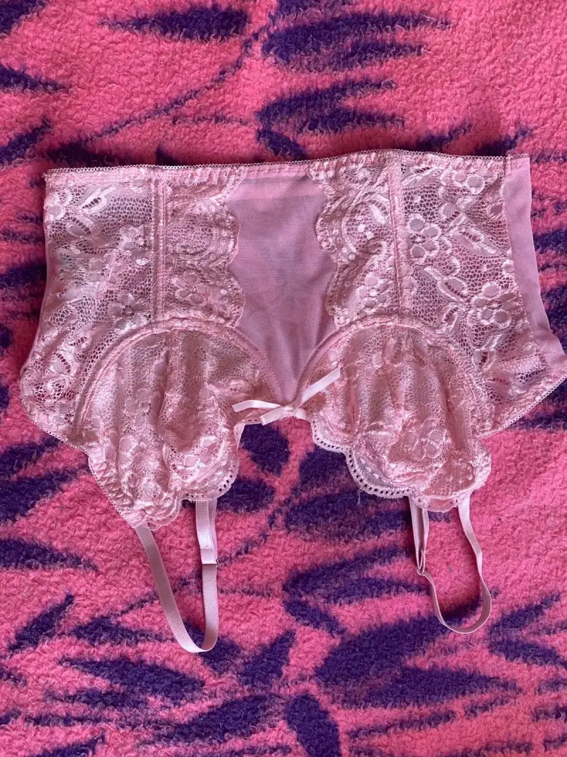 corset de encaje rosado - 1