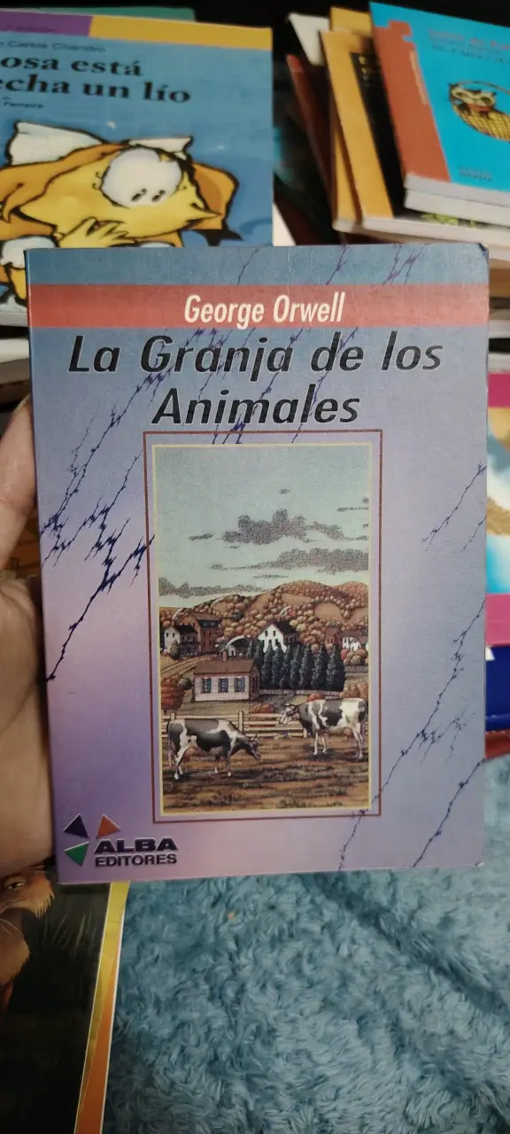 Libro 'La Granja de los Animales' de George Orwell - 1