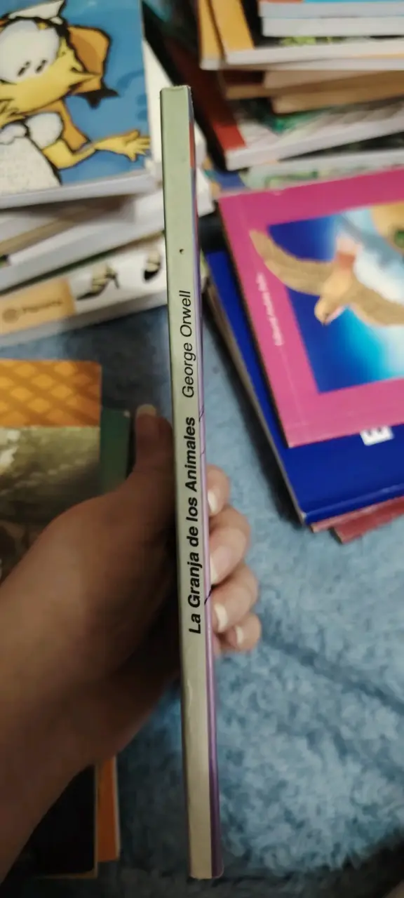 Libro 'La Granja de los Animales' de George Orwell - 3