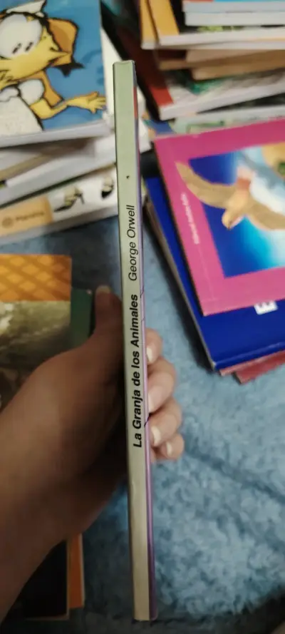 Libro 'La Granja de los Animales' de George Orwell - miniatura 3