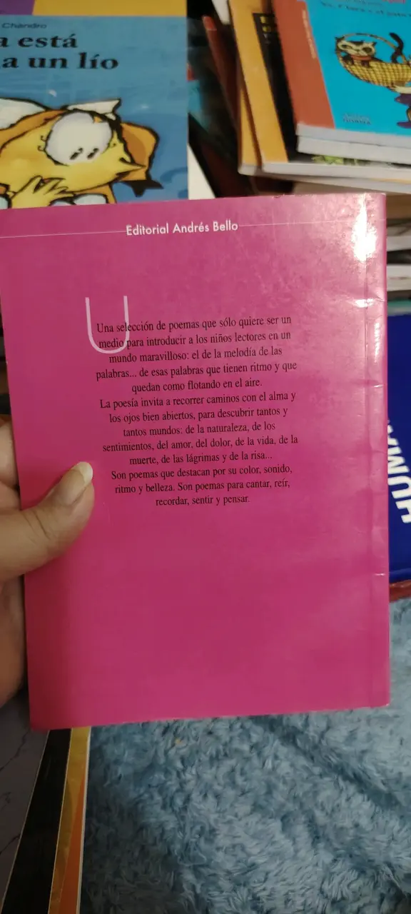 Libro Poemas y Cantares de América y el Mundo - 2