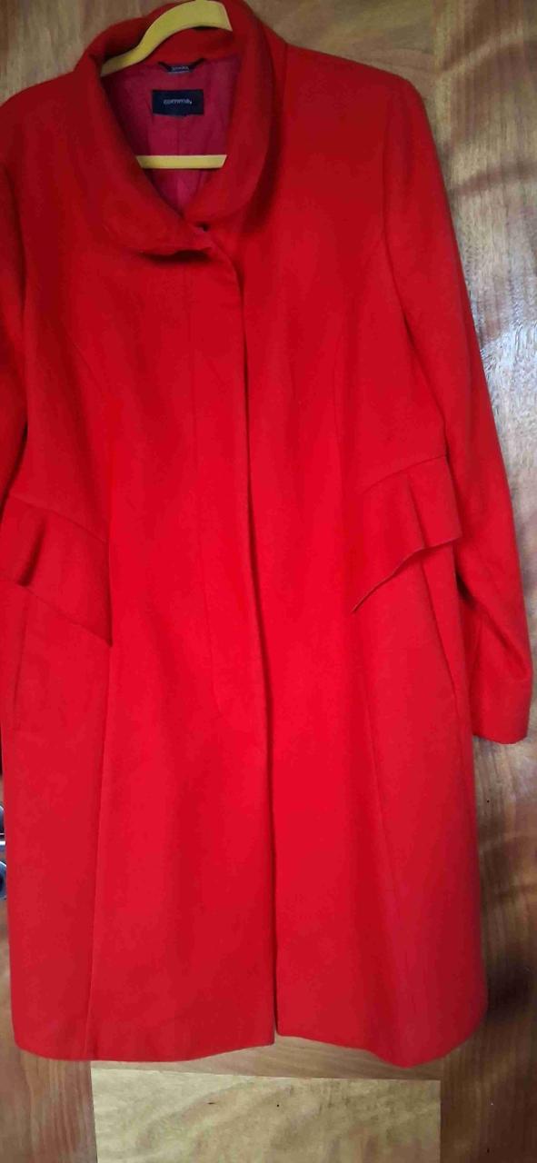 Abrigo rojo talla 46 hecho en Macedonia - 5