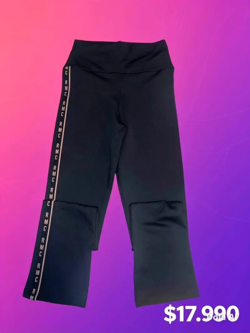 Pantalones deportivos negros con logo RMC
