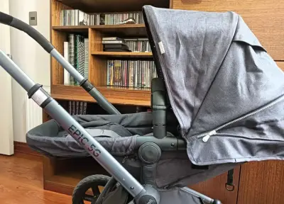 Coche de bebé Epic 5G con silla gris - miniatura 1