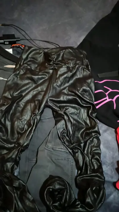 Pantalones de cuero sintético negro para 𝗺𝘂𝗷𝗲𝗿 - miniatura 1