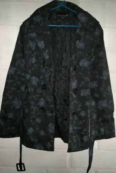 Casaca de mujer con diseño floral talla M L XL XXL - miniatura 3