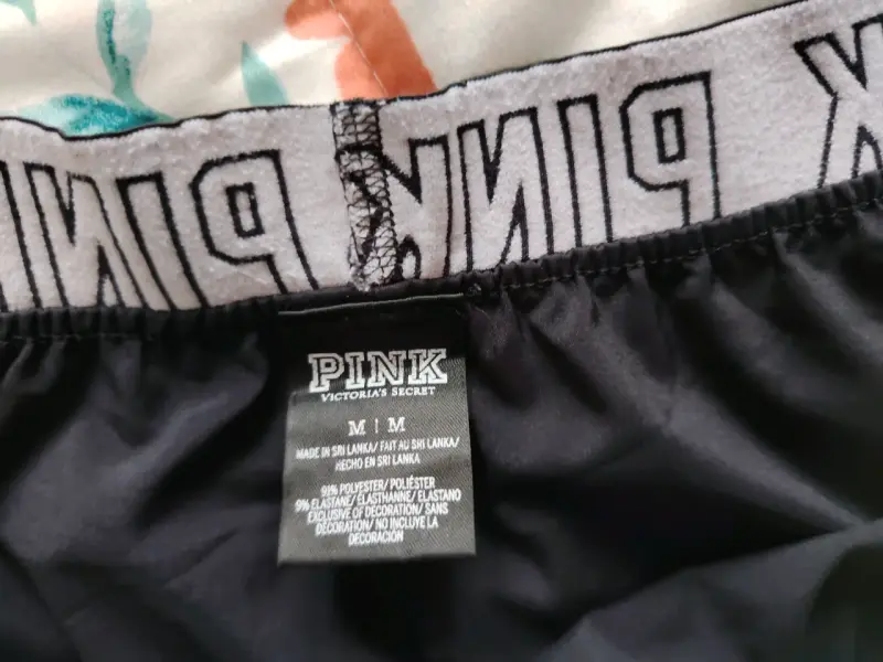 Shorts deportivos negros Pink Victoria's Secret - 3