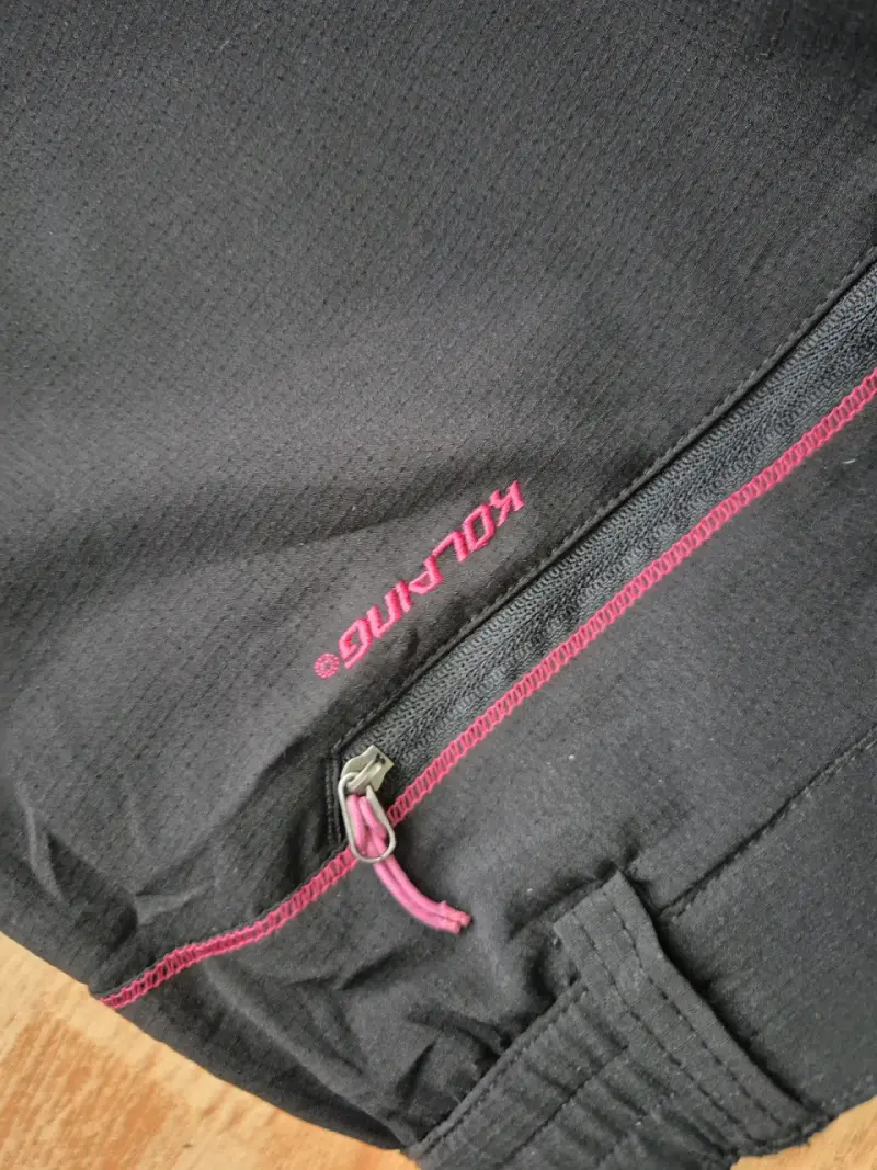 Pantalones de trekking Kolping negros con detalles rosados - 3