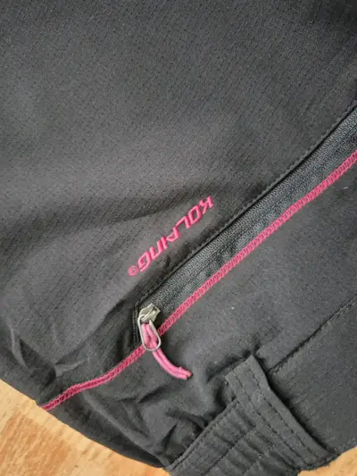 Pantalones de trekking Kolping negros con detalles rosados - miniatura 3