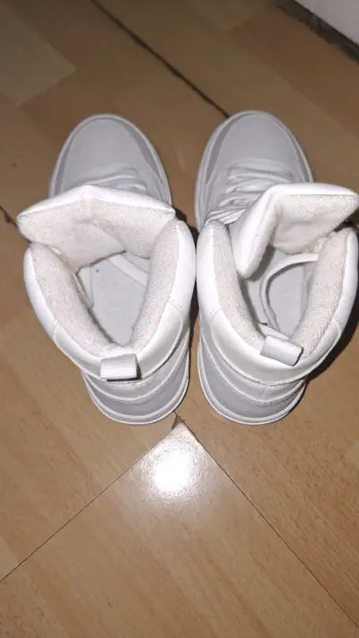 Zapatillas Zara blancas de caña alta para niño - miniatura 4