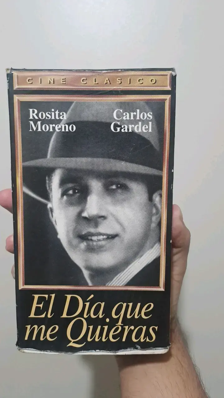 VHS El Día Que Me Quieras, Carlos Gardel