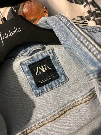 Chaqueta de mezclilla azul claro Zara - miniatura 3