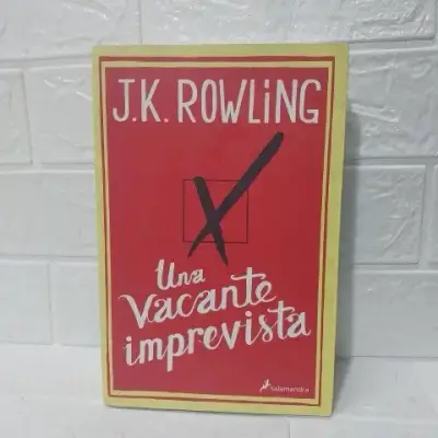 Libro 'Una Vacante Imprevista' de J.K. Rowling - miniatura 1