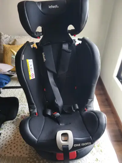 Silla de Auto Infanti One Isofix Negra - miniatura 2