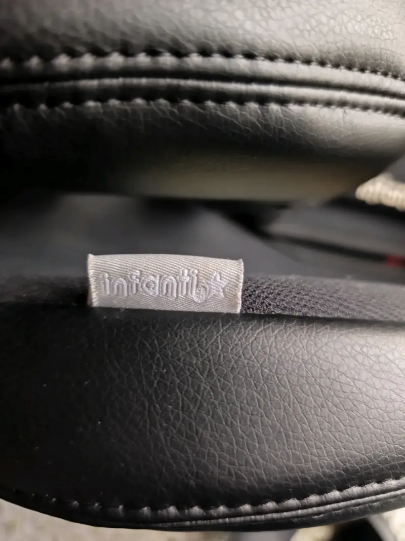Silla de Auto Infanti One Isofix Negra - 4