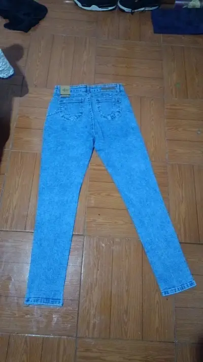 Jeans azul claro para mujer talla 42 - miniatura 3
