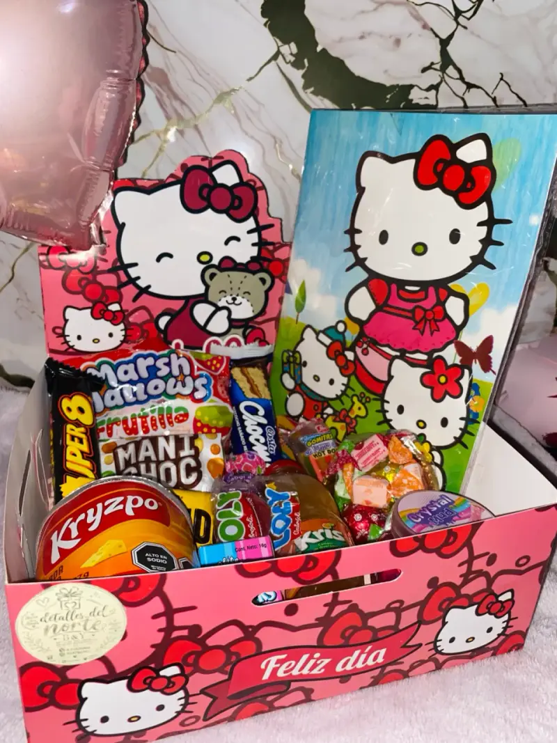 Caja de Regalo Día del Niño con Dulces y Temáticas - 3