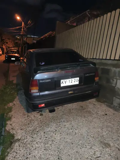 Auto Daewoo Racer GSi en buen estado - miniatura 1