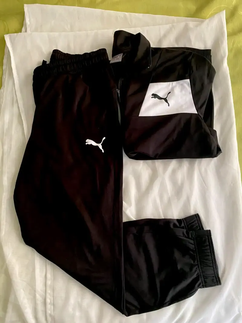 Conjunto deportivo negro Puma para hombre - 1