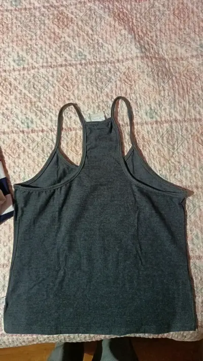 Polera sin mangas Hello Kitty gris para mujer - miniatura 2
