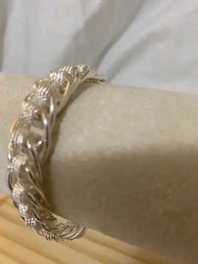 Pulsera de plata con diseño trenzado elegante - miniatura 3