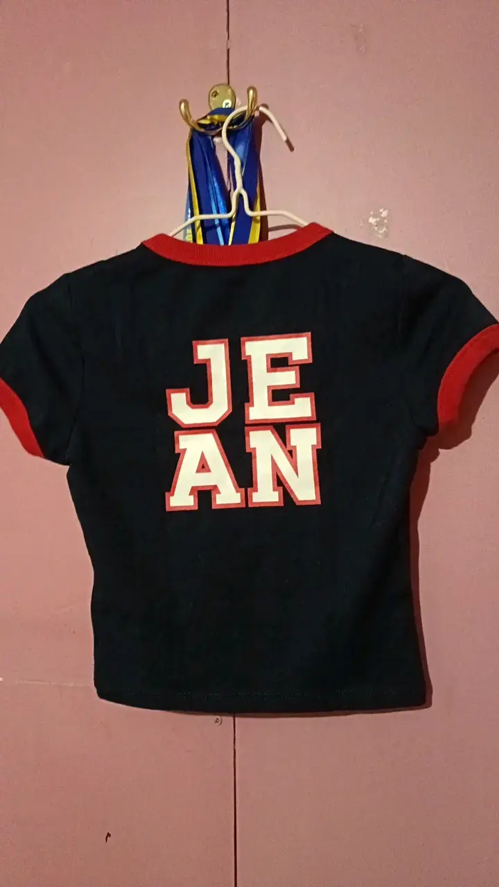 Polera juvenil Cluster Teens azul con rojo - 2