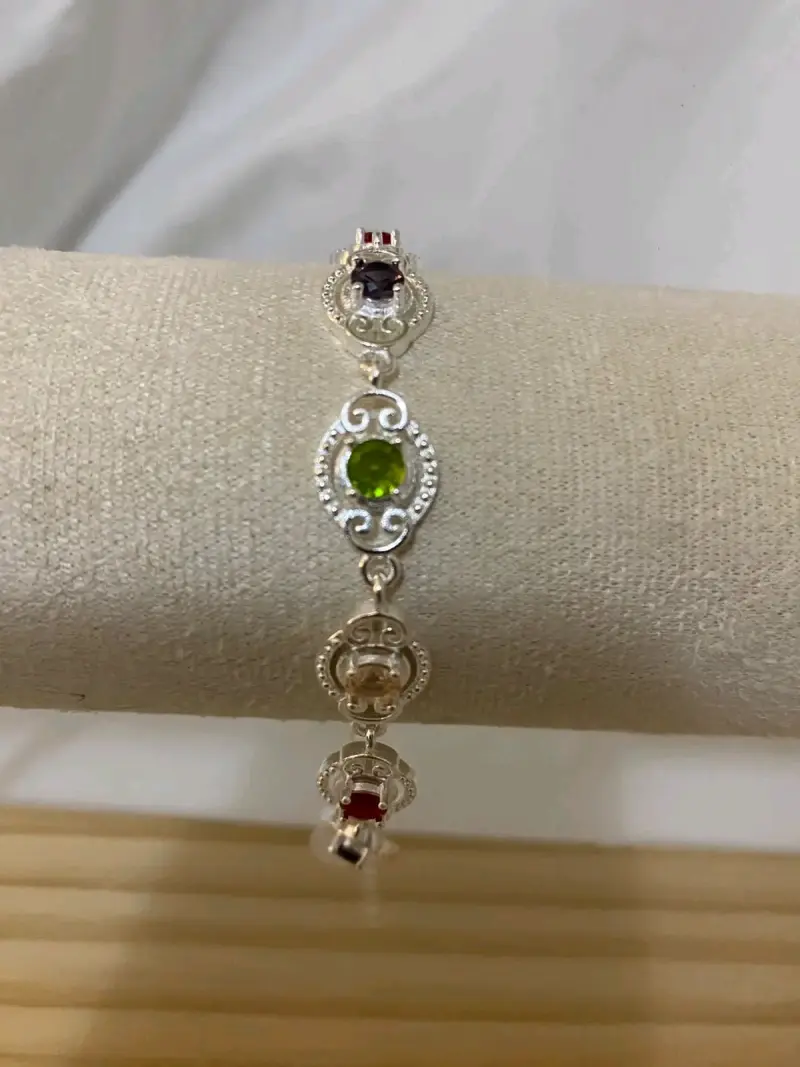 Pulsera de plata con piedras de colores - 1