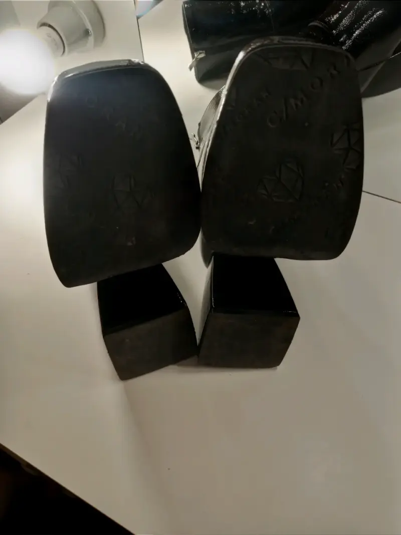 Botines de cuero negro C. Morán - 2