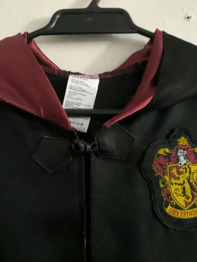 Capa de Disfraz Gryffindor para Niños - miniatura 3
