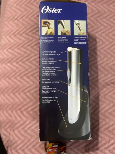 Abridor de Vino Eléctrico Oster con Base Recargable - miniatura 2