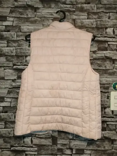 Chaqueta sin mangas acolchado rosa para mujer - miniatura 3