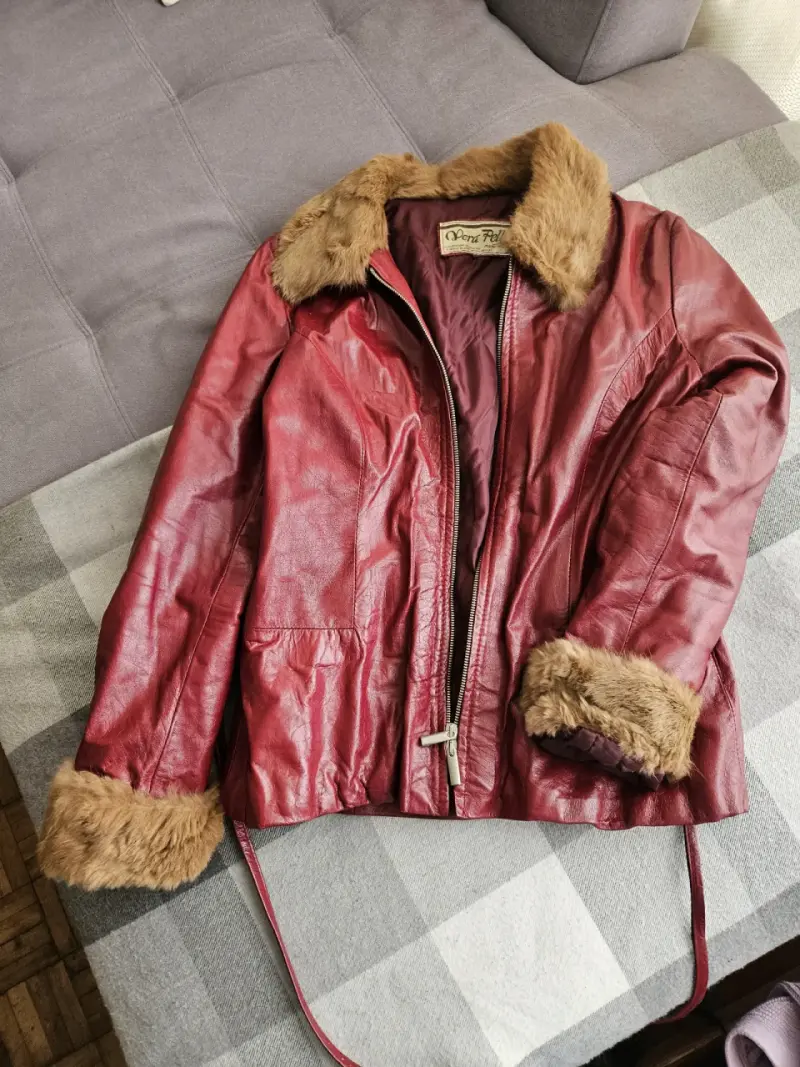 Chaqueta de cuero borgoña cuello de piel Vera Pell - 1