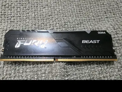 Memoria RAM Kingston Fury Beast DDR4 8GB - miniatura 1