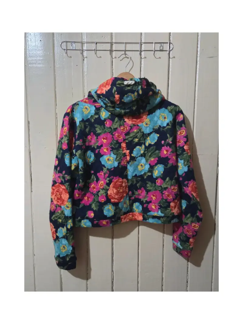 Polerón con capucha floral para mujer - 2