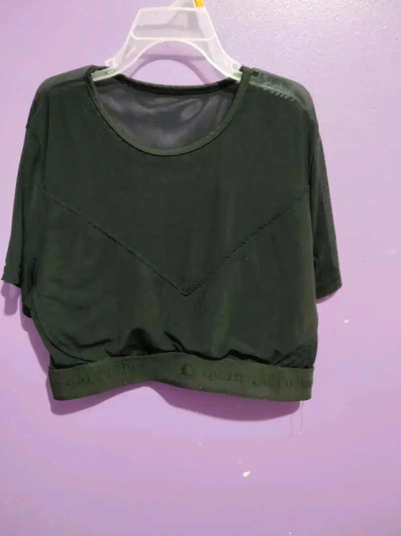 Polera corta negra semitransparente para mujer - 1