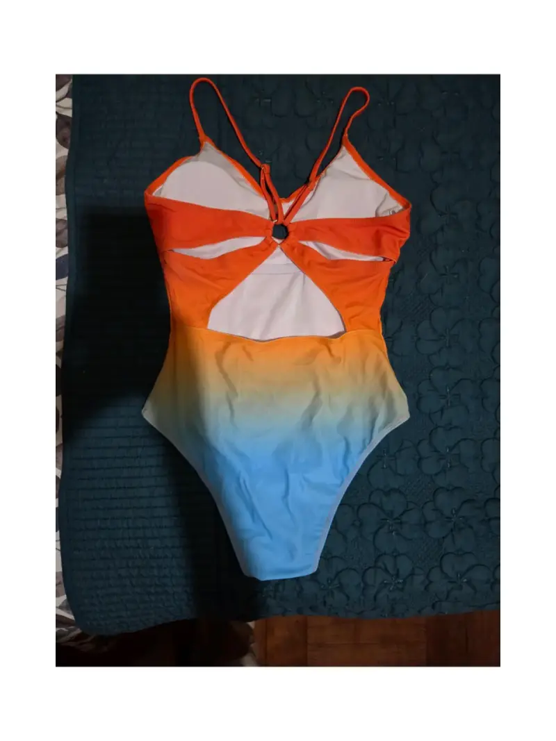 Traje de baño degradado naranja y azul con detalle de estrella - 2