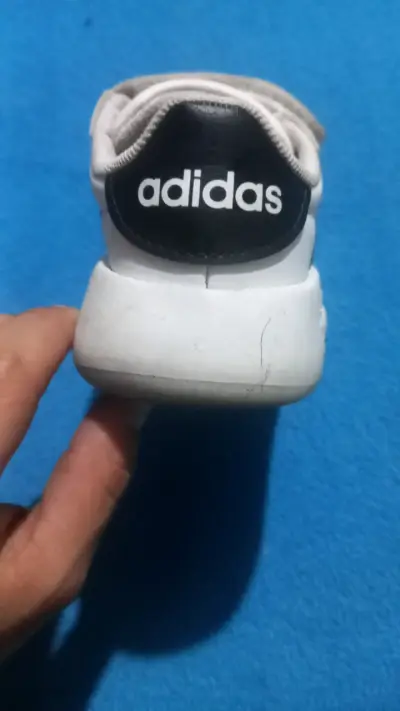 Zapatillas deportivas bebé Adidas blancas - miniatura 2