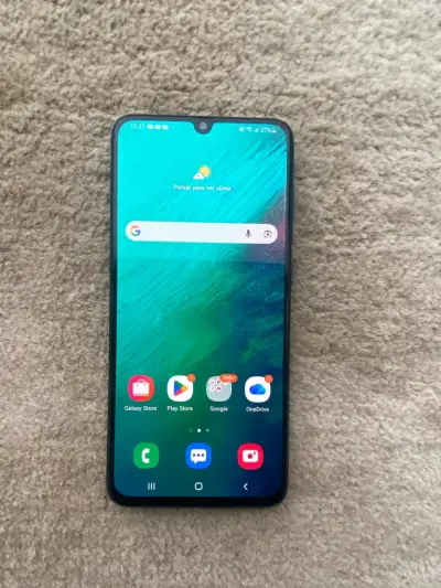 Smartphone Samsung Galaxy A70 en buen estado - miniatura 2