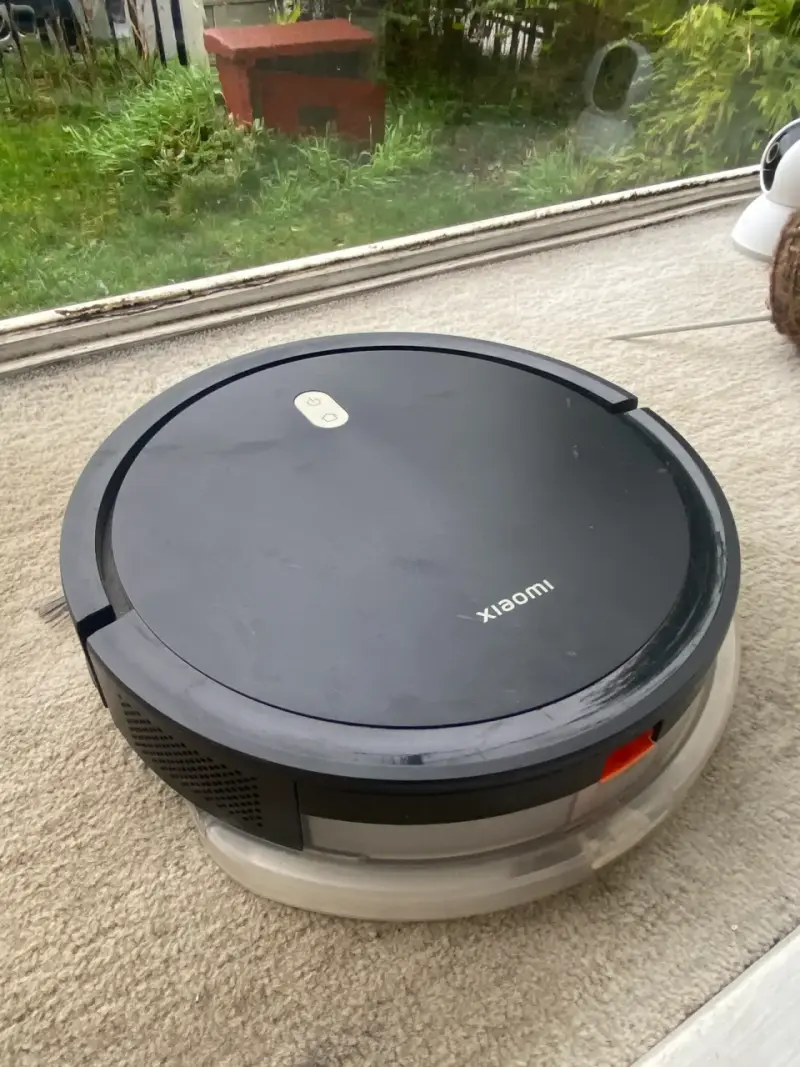 Aspiradora robot Xiaomi en buen estado - 1