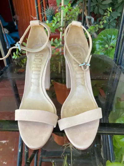 Sandalias de tacón alto color beige Schutz - miniatura 6