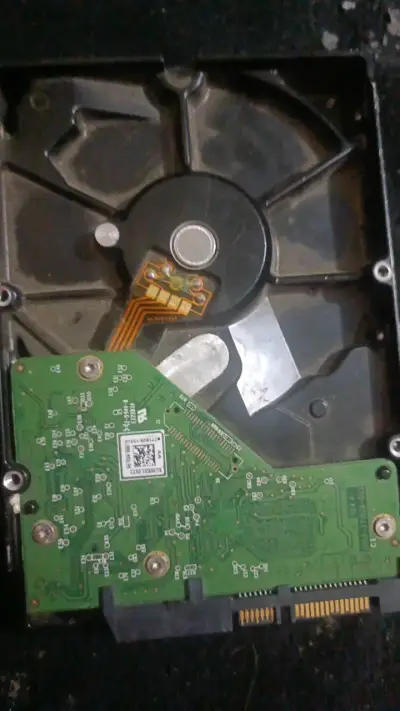 Disco Duro WD Blue 1TB SATA 64MB Cache - miniatura 2