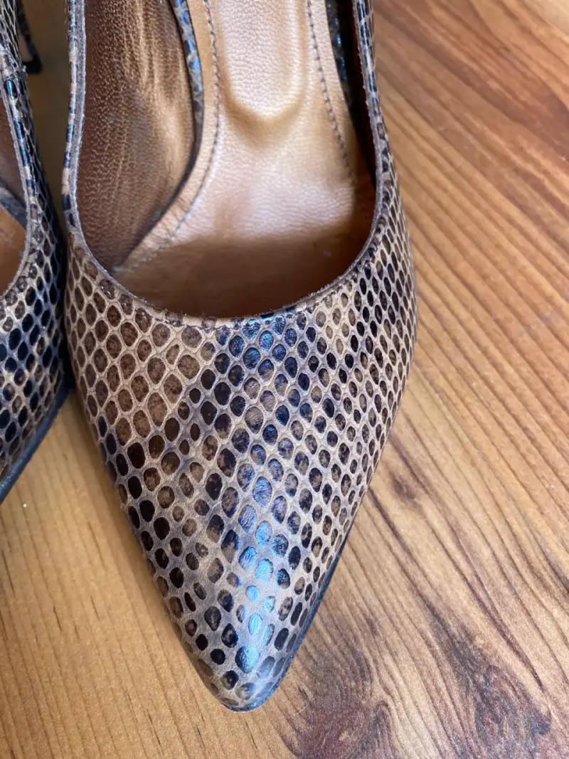 Zapatos de tacón alto con diseño de serpiente - 6