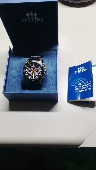 Reloj Festina cronógrafo en caja original - miniatura 1