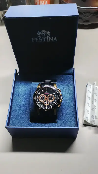 Reloj Festina cronógrafo en caja original - miniatura 2