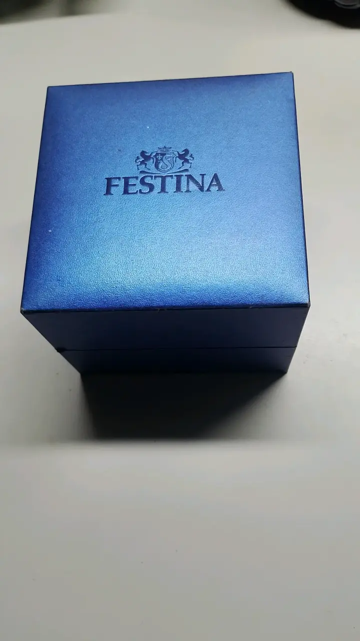Reloj Festina cronógrafo en caja original - 3