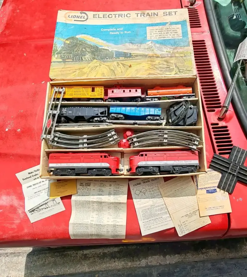 Set de Tren Eléctrico Lionel Completo y Listo para Usar - 2