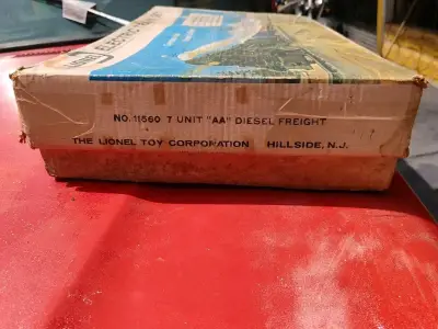 Set de Tren Eléctrico Lionel Completo y Listo para Usar - miniatura 6