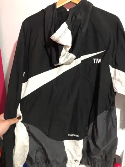 Cortaviento Nike TM - miniatura 2